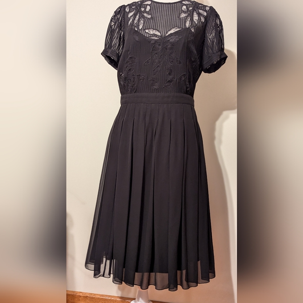 Rickie Freeman TERI JON Size 6 Black 100% Silk Dress